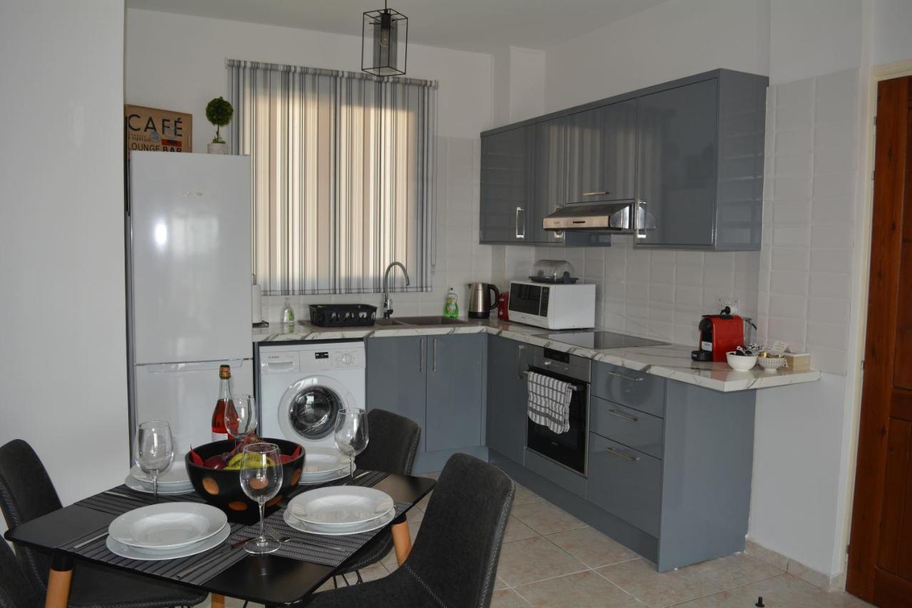 Eden Heights - Chlorakas Paphos - Sea View Luxury 2 Bed Apt By Yiota Exterior photo